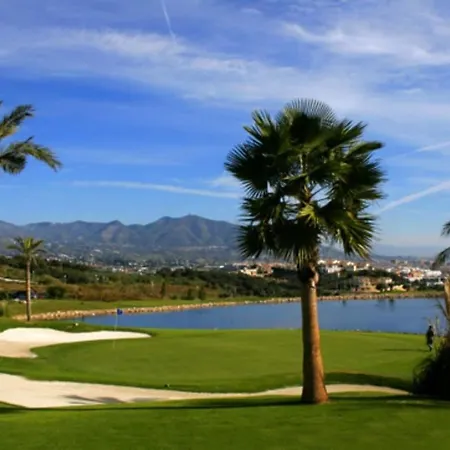 Apartment Dreamhomesbymaria New Modern Next To Golf With Wifi Malaga